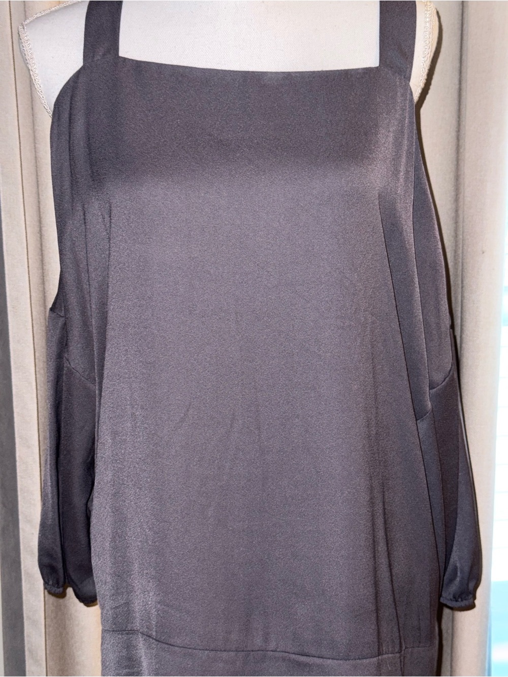 Women’s Cold-Shoulder Long Sleeve Dress in Slate Gray